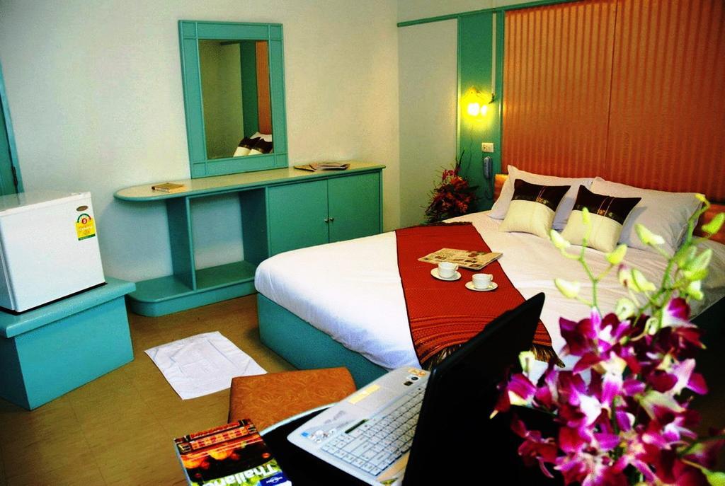 Darley Hotel Chiangmai Чіангмай Номер фото